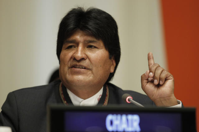 Bolivia: Evo Morales inicia campaña para despenalizar la coca